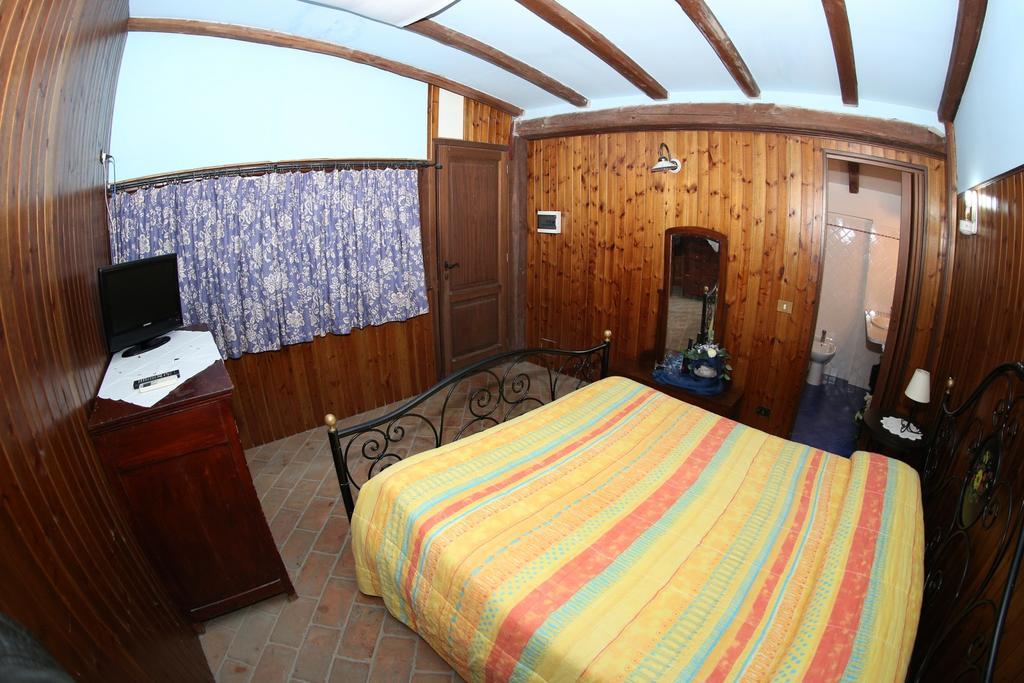 Agriturismo Monte Due Torri Genzano di Roma Buitenkant foto