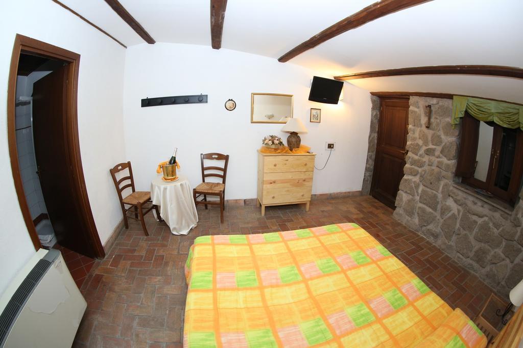 Agriturismo Monte Due Torri Genzano di Roma Buitenkant foto